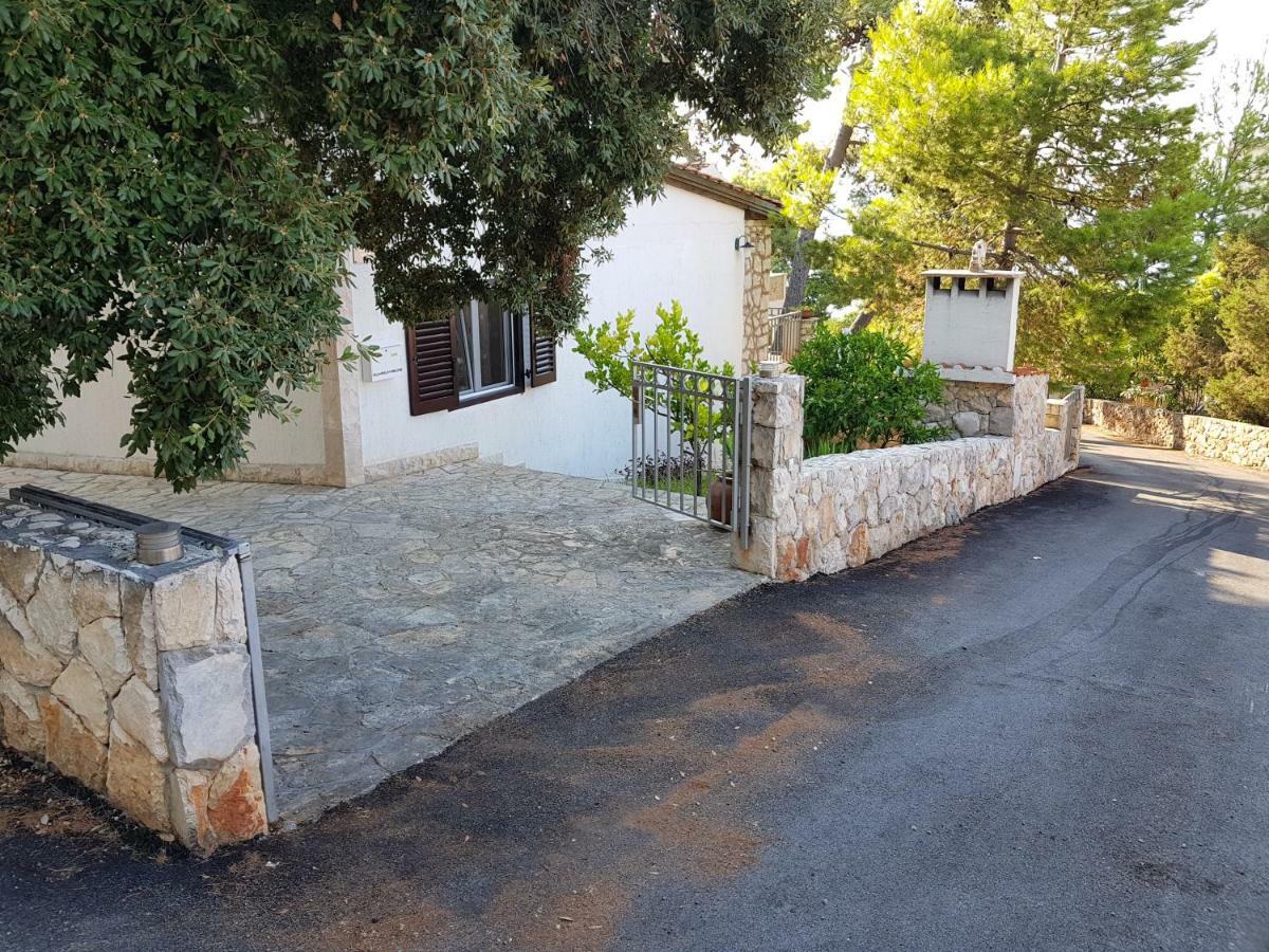 Villa Mala Zavala Exterior photo